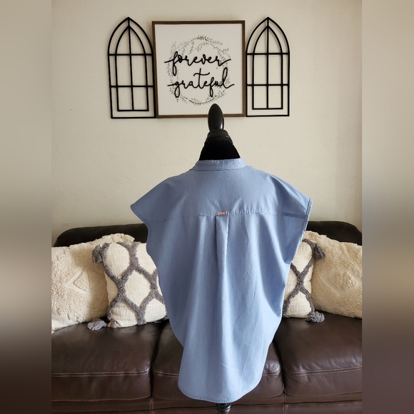 Figs Technical Collection Scrub top denim Blue Women's Size L Workwear Classic - Picture 3 of 12